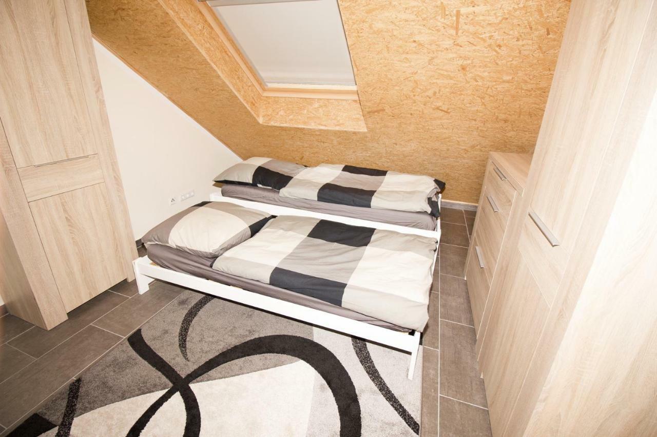 Ferienwohnung Beckendorf Losheim Eksteriør bilde